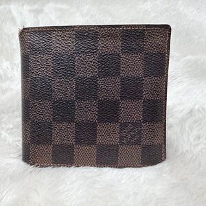 Louis Vuitton Damier Ebene Bi Fold Wallet